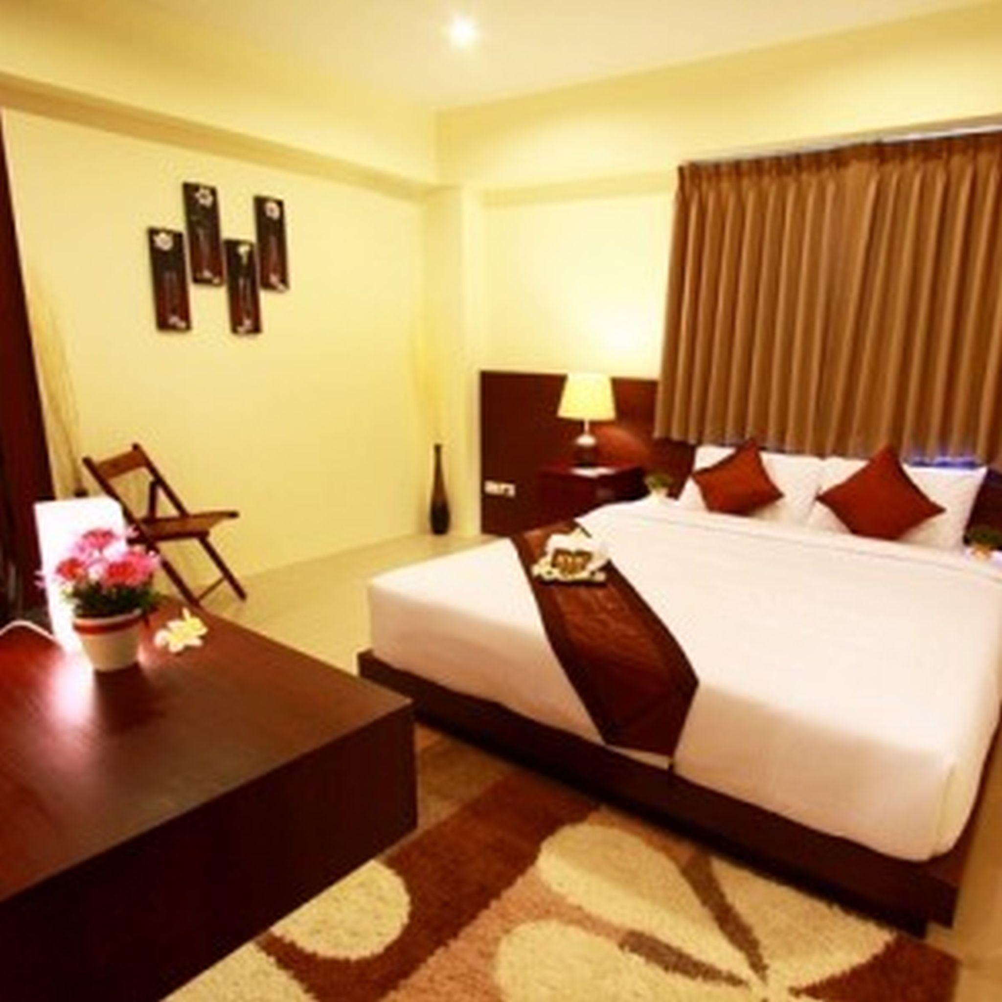 The Loft Resort Bangkok Exteriör bild