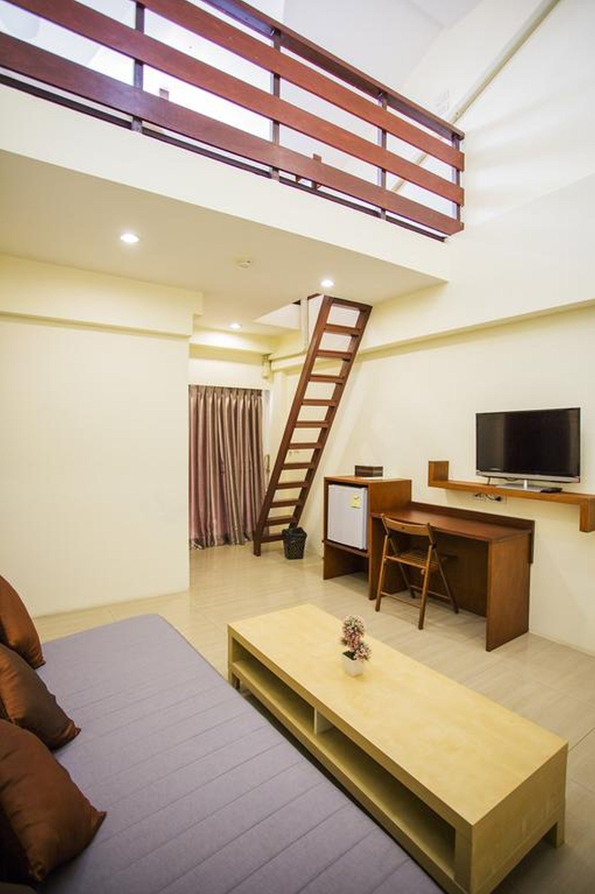The Loft Resort Bangkok Exteriör bild