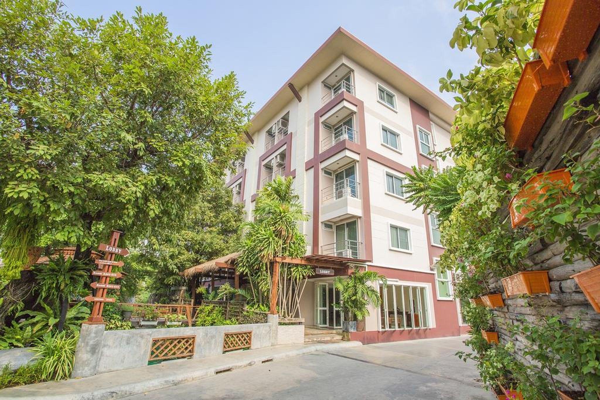 The Loft Resort Bangkok Exteriör bild