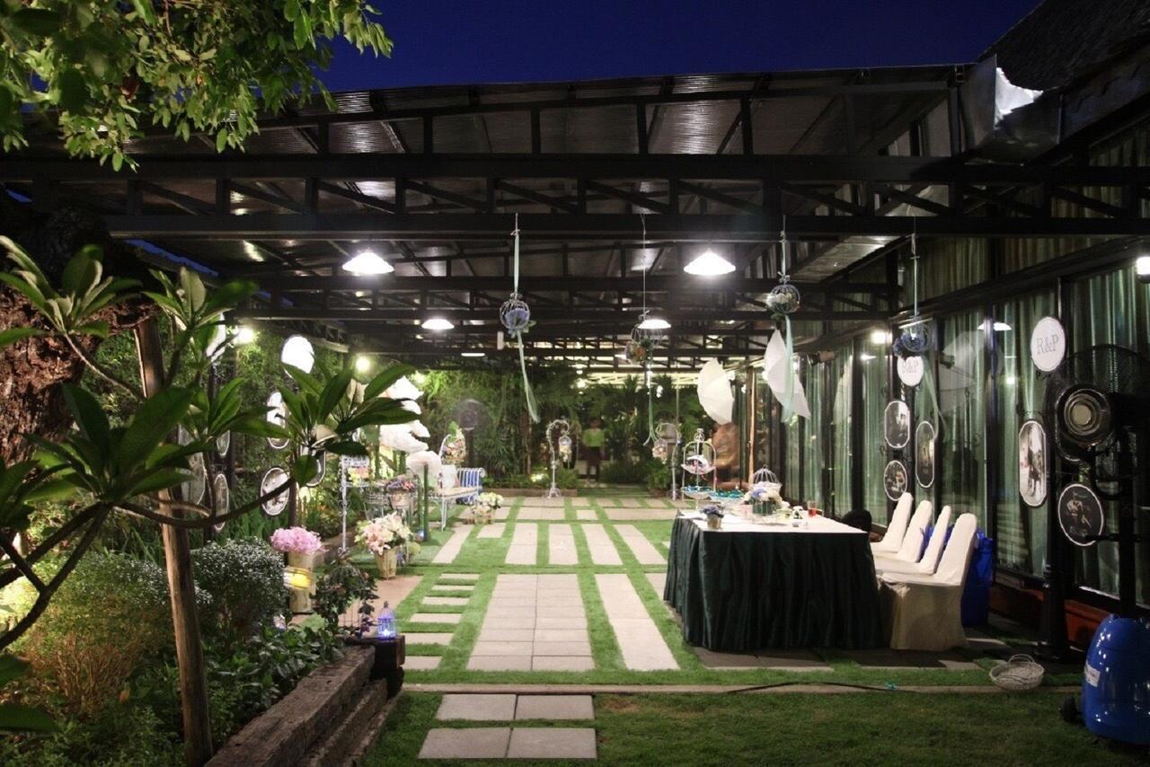 The Loft Resort Bangkok Exteriör bild